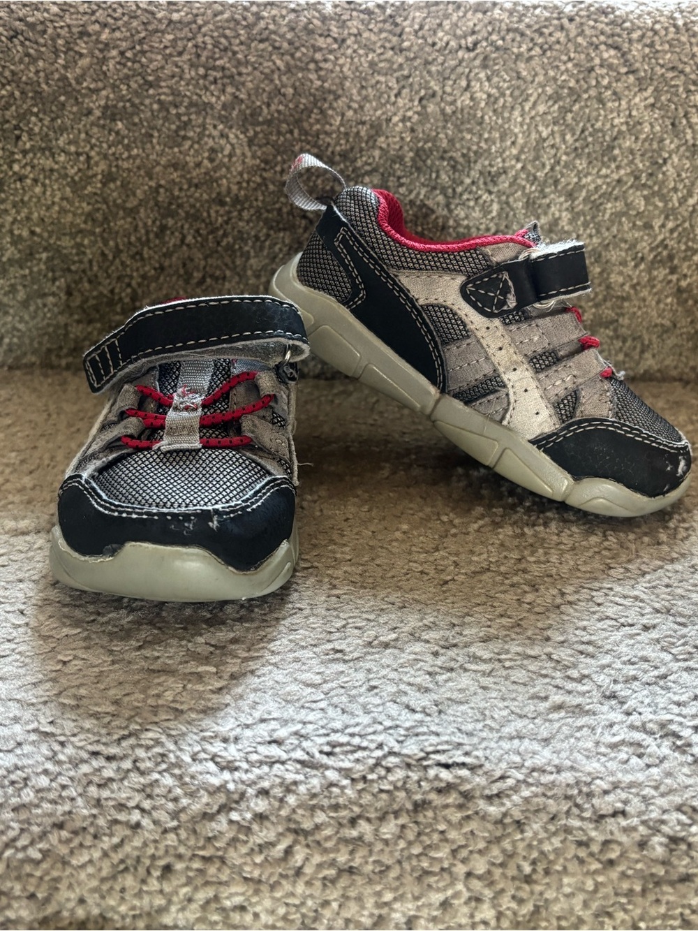 Kids Active Sneakers - Gray & Black with Red Accents